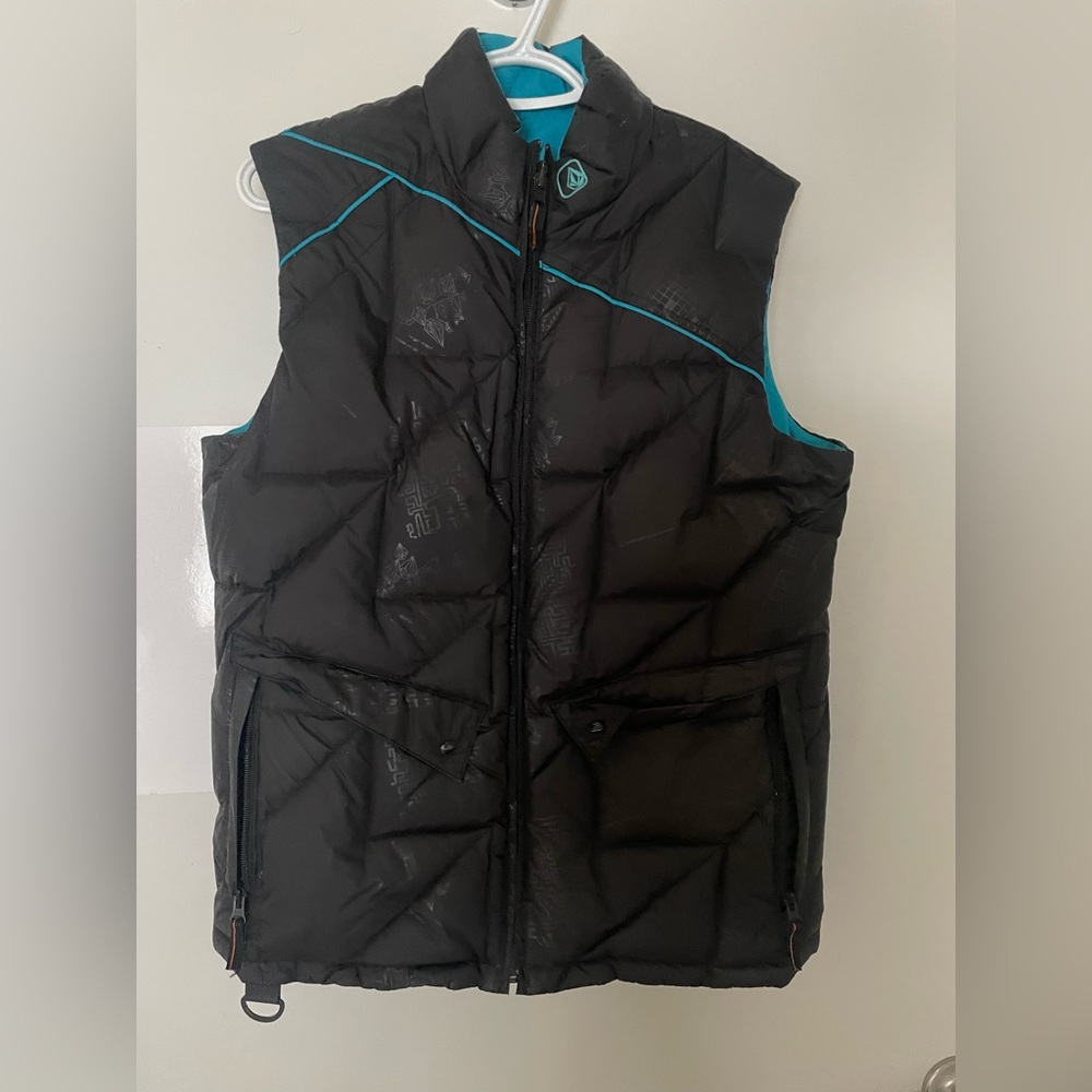 Volcom Vest NWOT